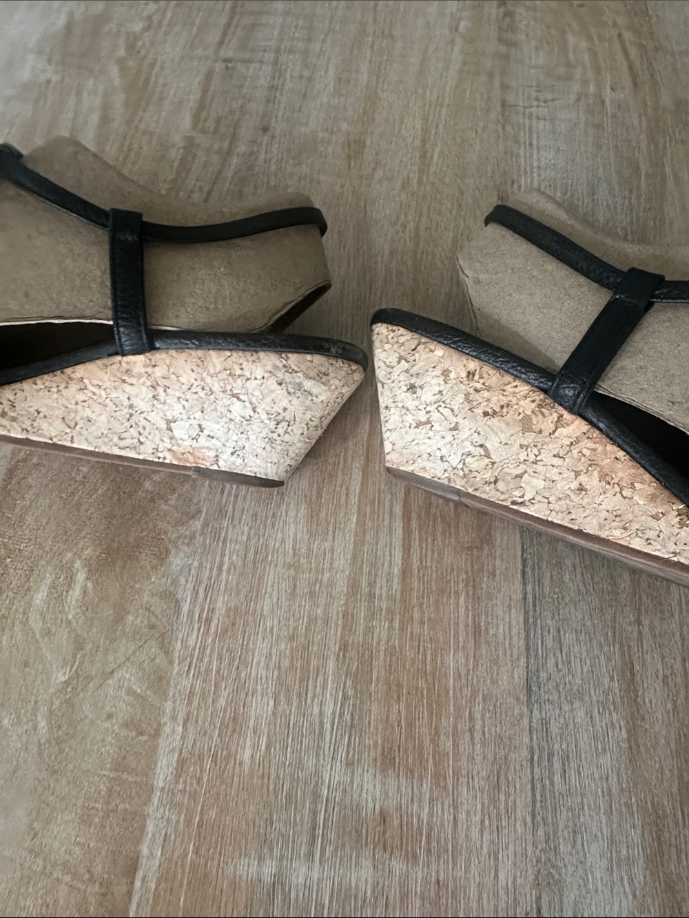 Tory Burch Black Leather Logo Thong Sandals - Picture 2 of 4